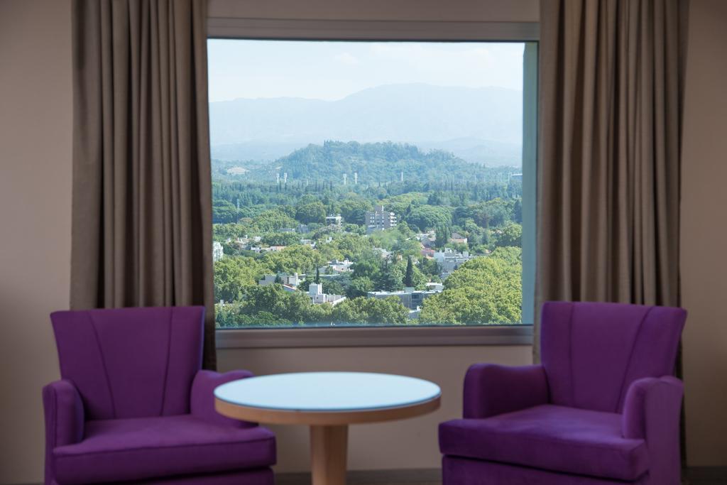 فندق ديبلوماتيك ميندوزا المظهر الخارجي الصورة View from a room at the hotel